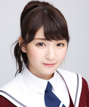 ファイル:2015年乃木坂46プロフィール 井上小百合 3.jpg