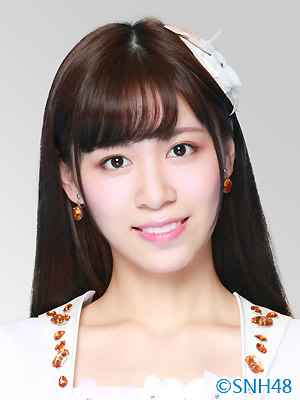 ファイル:2015年SNH48プロフィール 林楠 3.jpg