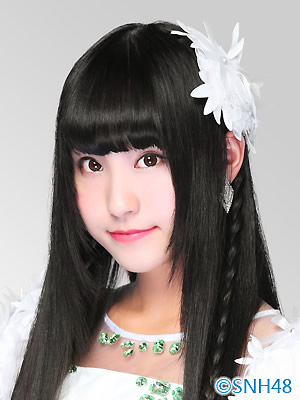 ファイル:2015年SNH48プロフィール 王晓佳 3.jpg