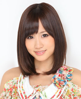 ファイル:2011年AKB48プロフィール 前田敦子.jpg
