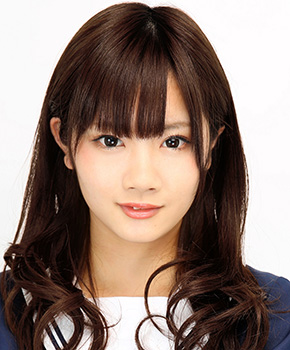 ファイル:2013年乃木坂46プロフィール 畠中清羅.jpg