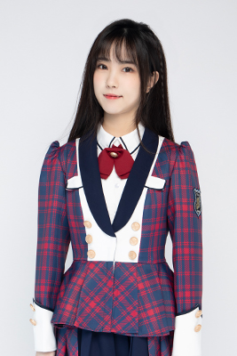 ファイル:2021年AKB48 Team SHプロフィール 邱笛尔 4.jpg