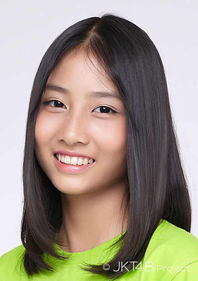 ファイル:2018年JKT48プロフィール Mutiara Azzahra.jpg