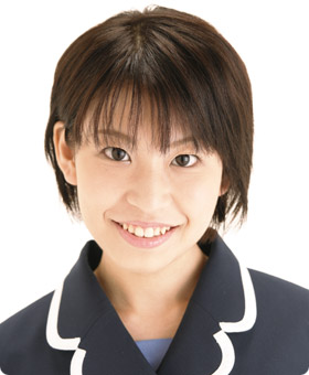 ファイル:2006年AKB48プロフィール 上村彩子.jpg