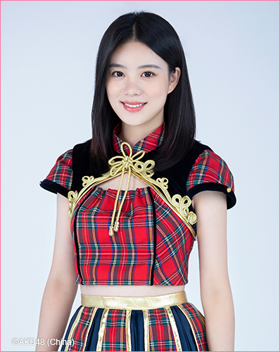 ファイル:2019年AKB48 Team SHプロフィール 谭珺兮 2.jpg
