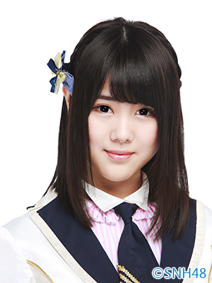 ファイル:2015年SNH48プロフィール 王柏硕 2.jpg