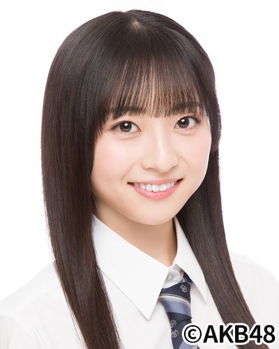 ファイル:2023年AKB48プロフィール 秋山由奈.jpg
