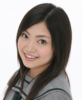 ファイル:2006年AKB48プロフィール 成田梨紗 2.jpg