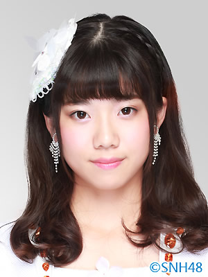 ファイル:2015年SNH48プロフィール 沈梦瑶.jpg