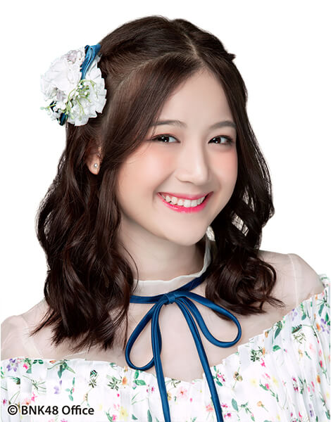 ファイル:2018年BNK48プロフィール Pakwan Noijaiboon 2.jpg