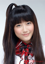 ファイル:2013年JKT48プロフィール Sinka Juliani.jpg