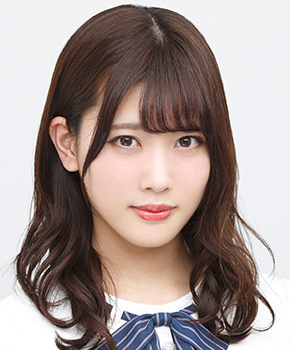 ファイル:2017年乃木坂46プロフィール 伊藤純奈.jpg