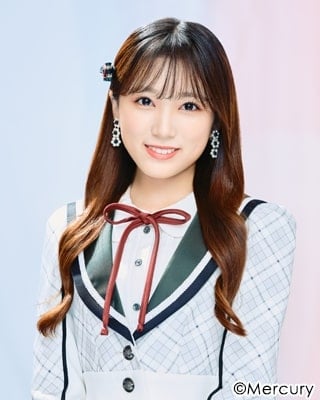 ファイル:2022年HKT48プロフィール 矢吹奈子.jpg