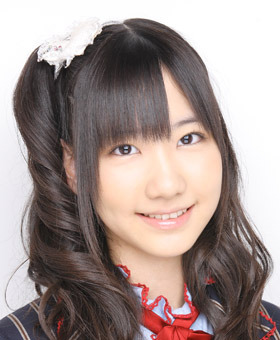 ファイル:2008年AKB48プロフィール 柏木由紀 2.jpg