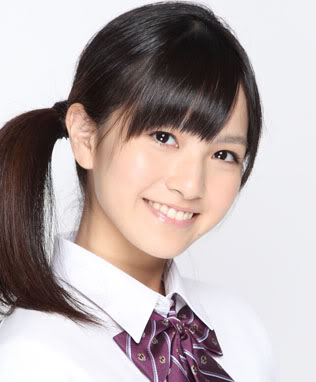 ファイル:2011年乃木坂46プロフィール 柏幸奈 2.jpg
