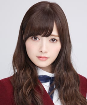 ファイル:2015年乃木坂46プロフィール 白石麻衣 3.jpg