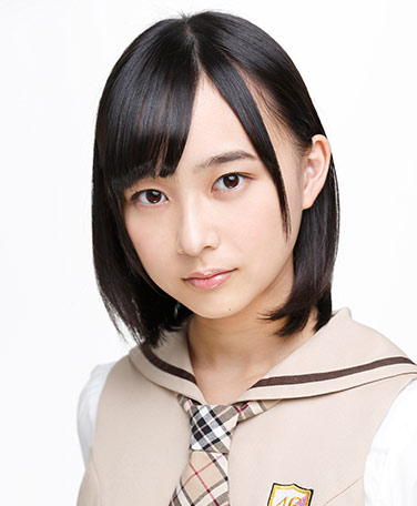 ファイル:2013年乃木坂46プロフィール 鈴木絢音.jpg