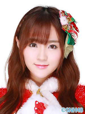 ファイル:2015年SNH48プロフィール 莫寒 4.jpg