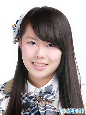 ファイル:2015年SNH48プロフィール 孙静怡.jpg