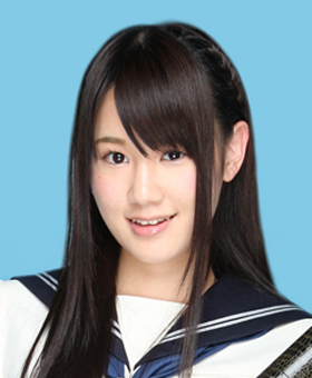 ファイル:2010年AKB48プロフィール 鈴木まりや.jpg