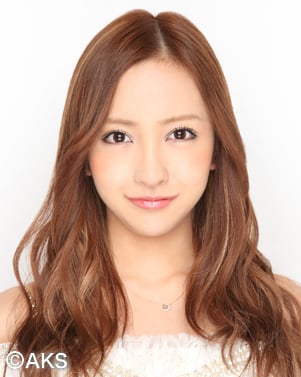ファイル:2013年AKB48プロフィール 板野友美.jpg