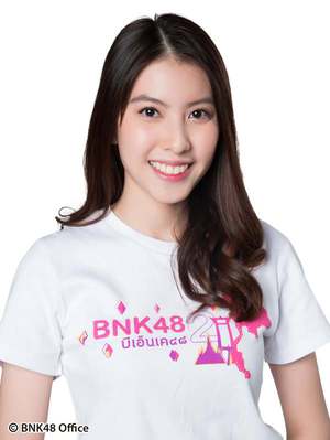 ファイル:2018年BNK48プロフィール Rachaya Tupkunanon.jpg