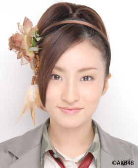 ファイル:2008年AKB48プロフィール 梅田彩佳 2.jpg