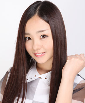 ファイル:2012年乃木坂46プロフィール 川村真洋 2.jpg