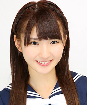 ファイル:2013年乃木坂46プロフィール 井上小百合.jpg