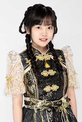 ファイル:2021年AKB48 Team SHプロフィール 张嘉哲 3.jpg
