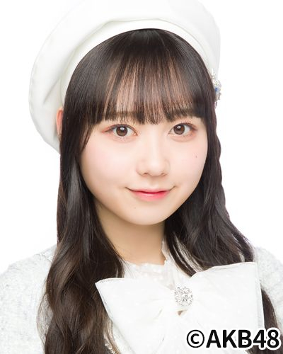 ファイル:2022年AKB48プロフィール 大盛真歩.jpg