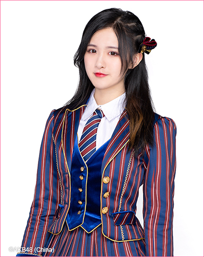 ファイル:2019年AKB48 Team SHプロフィール 王雨朵.jpg