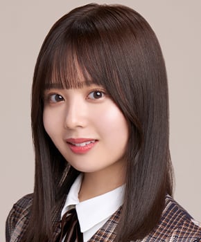 ファイル:2021年乃木坂46プロフィール 佐藤璃果 4.jpg