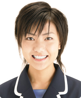 ファイル:2006年AKB48プロフィール 宮澤佐江.jpg