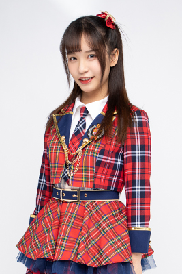 ファイル:2021年AKB48 Team SHプロフィール 王安妮 2.jpg
