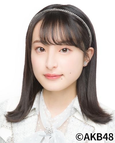 ファイル:2022年AKB48プロフィール 川原美咲.jpg