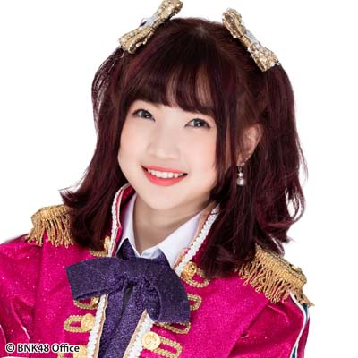 ファイル:2018年BNK48プロフィール Warattaya Deesomlert 3.jpg