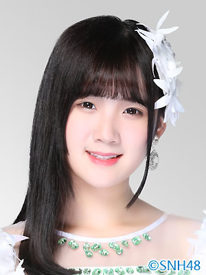 ファイル:2015年SNH48プロフィール 汪佳翎 3.jpg