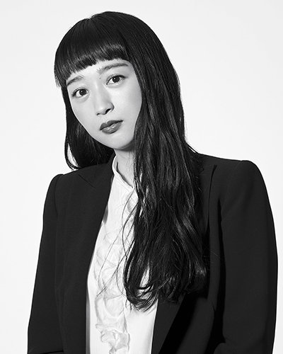 ファイル:2018年吉本坂46プロフィール 小川暖奈 3.jpg