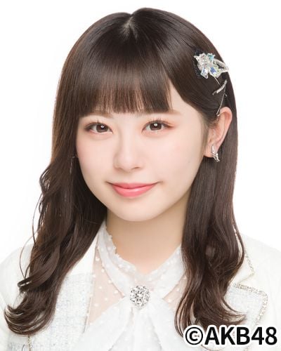 ファイル:2022年AKB48プロフィール 濵咲友菜.jpg