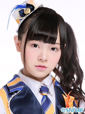 ファイル:2015年SNH48プロフィール 陈怡馨.jpg