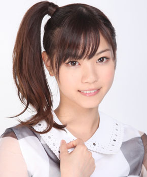 ファイル:2012年乃木坂46プロフィール 西野七瀬 2.jpg