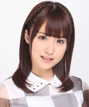 ファイル:2012年乃木坂46プロフィール 衛藤美彩 2.jpg