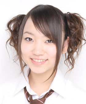 ファイル:2007年AKB48プロフィール 瓜屋茜.jpg