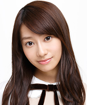 ファイル:2013年乃木坂46プロフィール 桜井玲香 3.jpg
