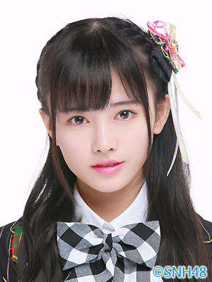 ファイル:2015年SNH48プロフィール 鞠婧祎.jpg