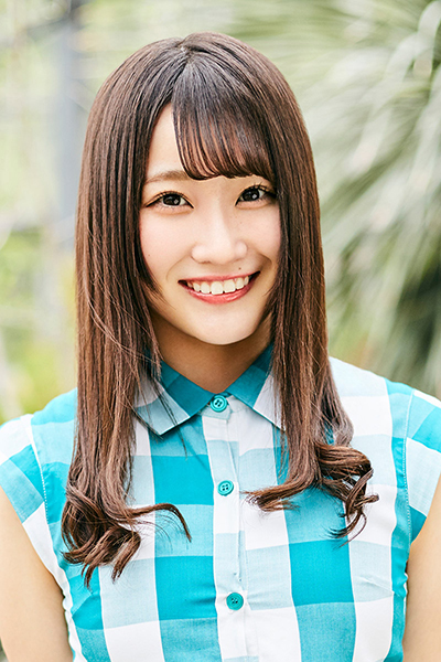 ファイル:2019年日向坂46プロフィール 潮紗理菜 2.jpg
