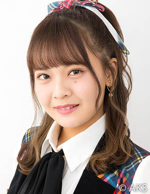 ファイル:2018年AKB48プロフィール 湯本亜美.jpg