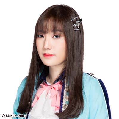 ファイル:2018年BNK48プロフィール Dusita Kitisarakulchai 3.jpg