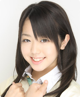 ファイル:2007年AKB48プロフィール 峯岸みなみ 2.jpg